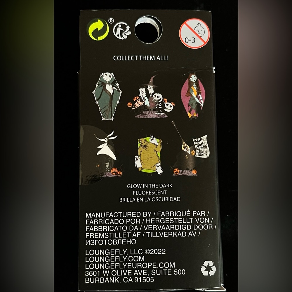 Loungefly Nightmare Before Christmas Classic Character Enamel Pin - Mayor N w/B - Picture 4 of 6